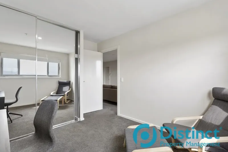 195/325 Anketell Street, Greenway, photo 8