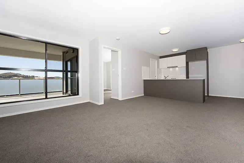 167/8 Limburg Way, Greenway, photo 2