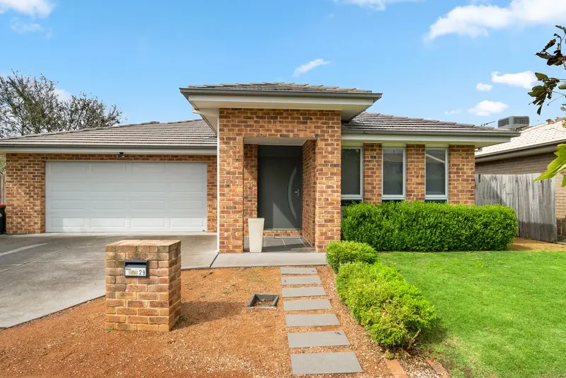 29 Ballantyne Crescent, Franklin