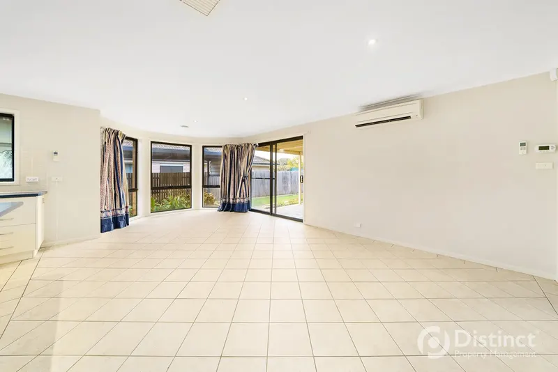 9 Millicer Place, Dunlop, photo 5