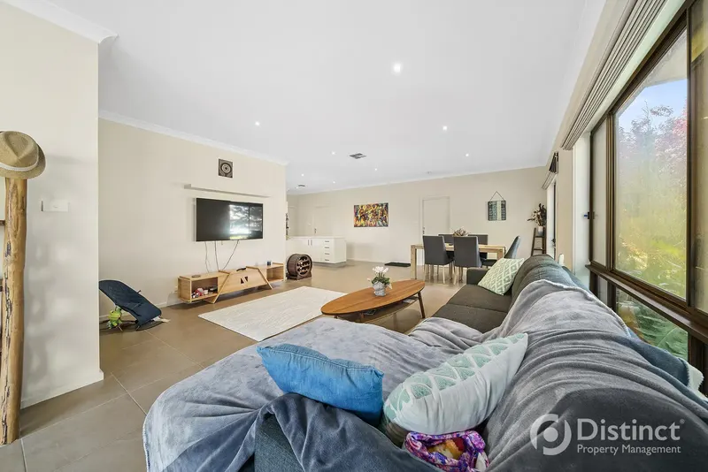 1/12 Lomax Street, Forde, photo 9