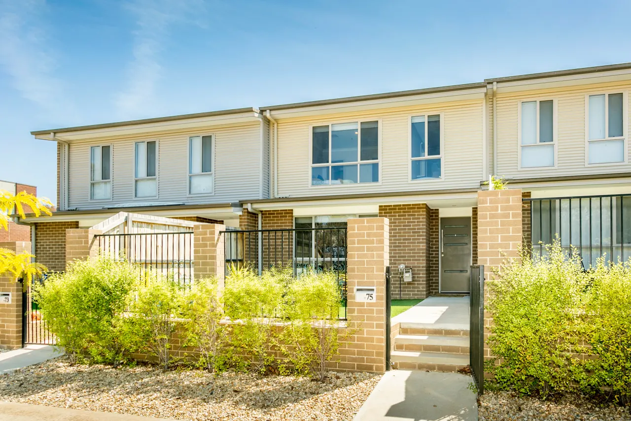2/22 Andersch Street, Casey, photo 1