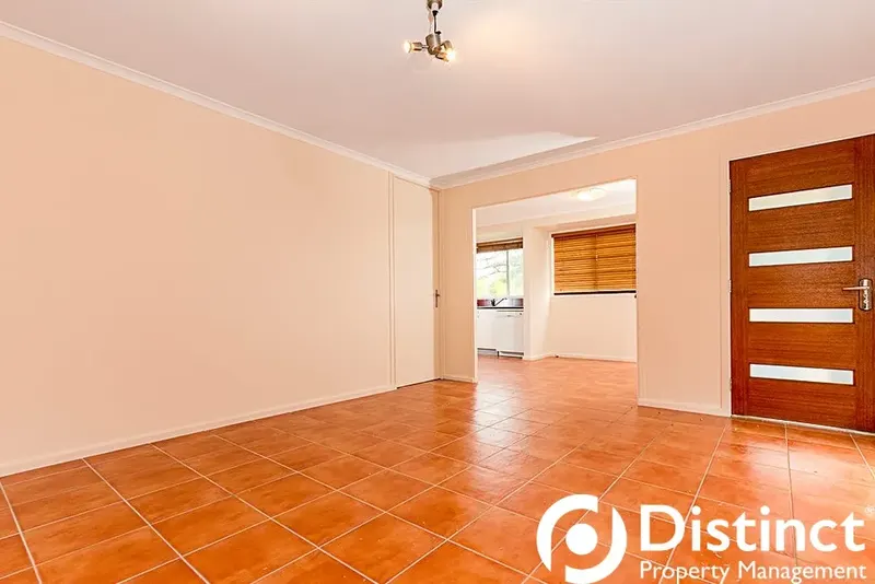 1/22 Lachlan Street, Macquarie, photo 3