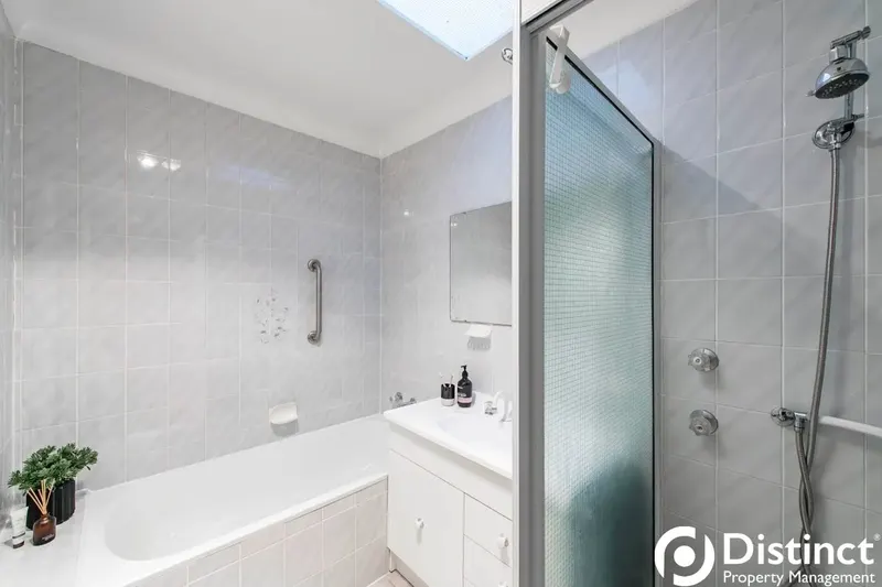 57 Hallen Close, Phillip, photo 12