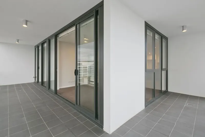 168/39 Benjamin Way, Belconnen, photo 5