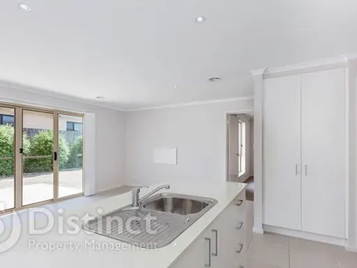 91 Ormiston Circuit, Harrison, photo 3