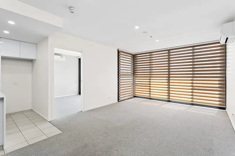 1503/120 Eastern Valley Way, Belconnen, photo 7