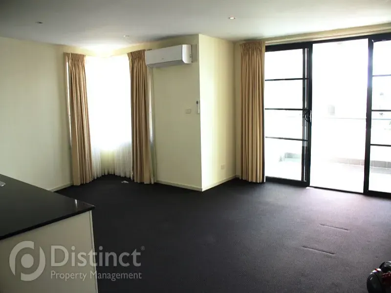19/3 Burke Crescent, Griffith, photo 5