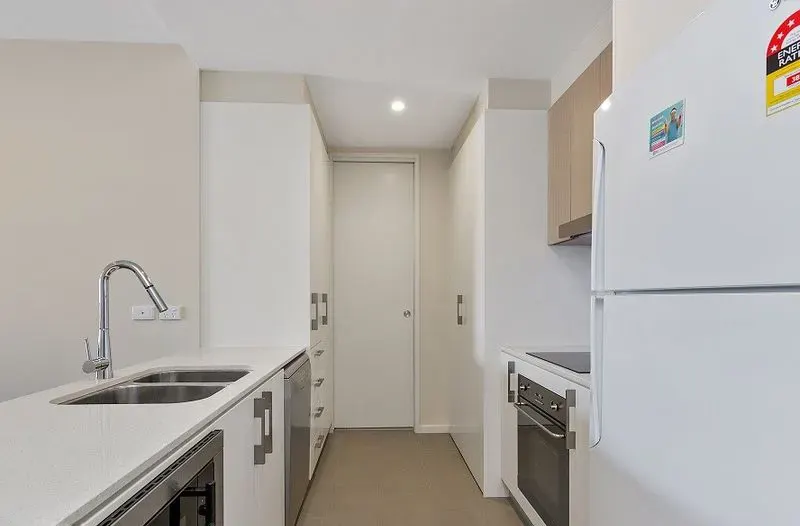 11/77 Leichhardt Street, Kingston, photo 5