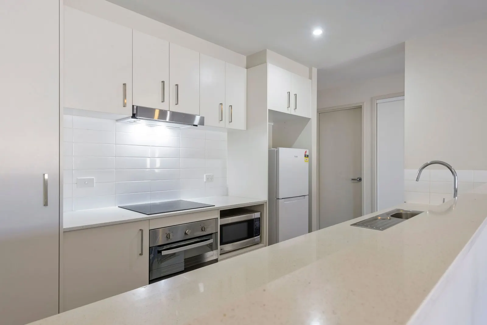 79/104 Henry Kendall Street, Franklin, photo 1