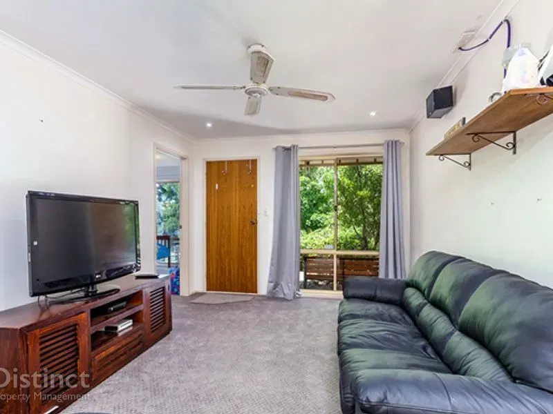 11 Lingiari Court, Ngunnawal, photo 4