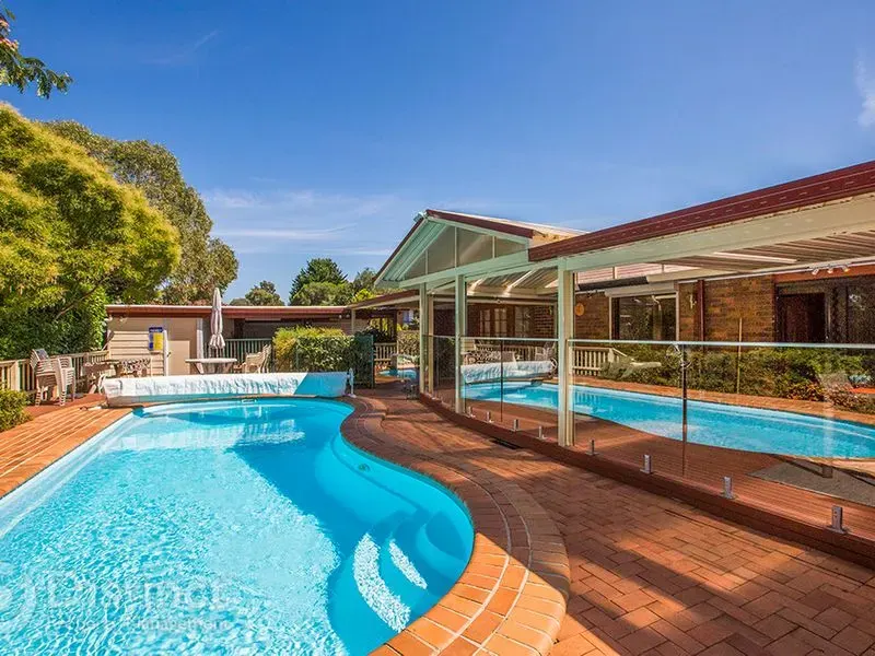42 Challinor Crescent, Florey, photo 9