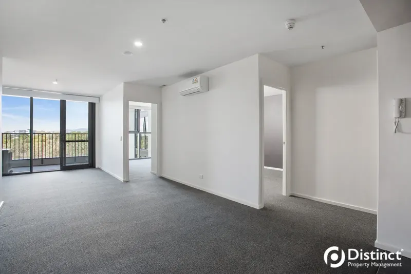 1110/120 Eastern Valley Way, Belconnen, photo 6