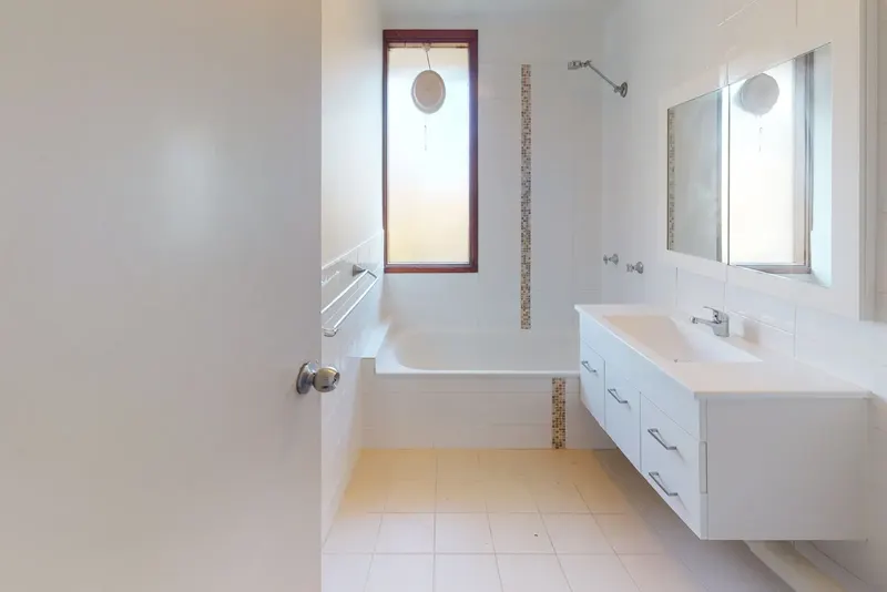 16 Cornish Place, Holder, photo 5
