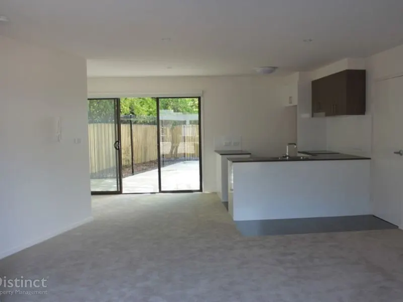 32/39 Jerrabomberra Avenue, Narrabundah, photo 1