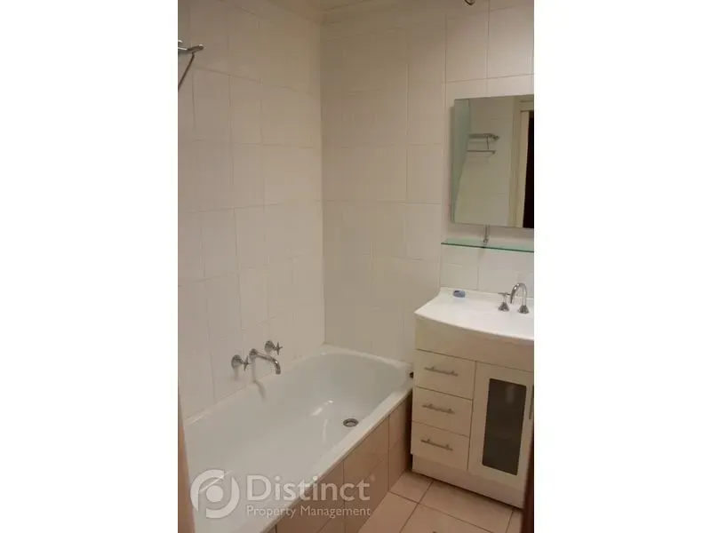 23 Carpenter Close, Calwell, photo 7