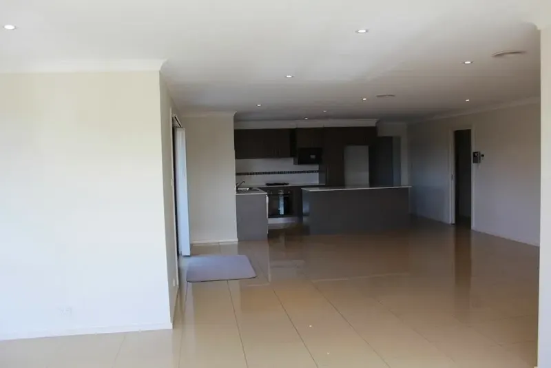 37 Dame Zara Street, Gungahlin, photo 7