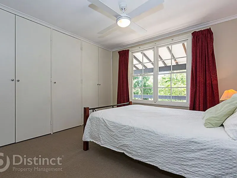 42 Solomon Crescent, Latham, photo 5