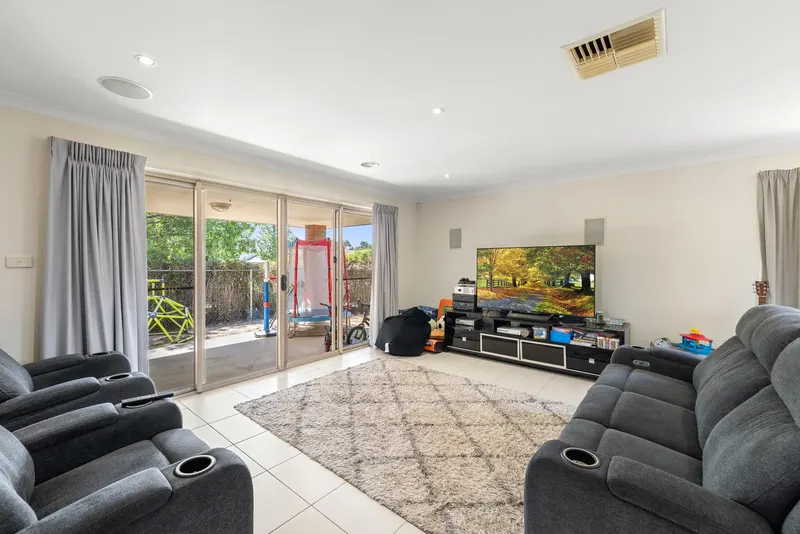 1 Nancy Cato Street, Franklin, photo 6