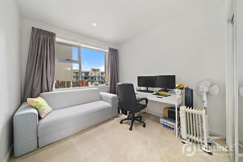 45/21 Christina Stead Street, Franklin, photo 12