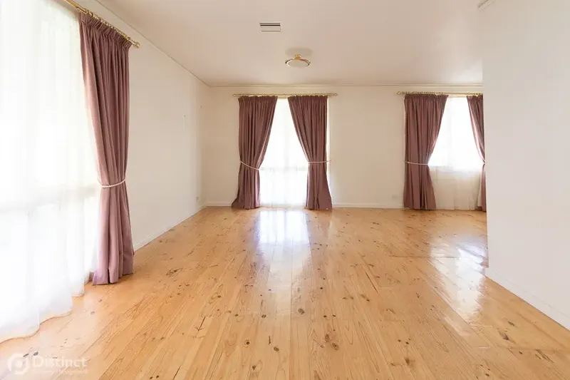 15 Allwood Street, Chifley, photo 6
