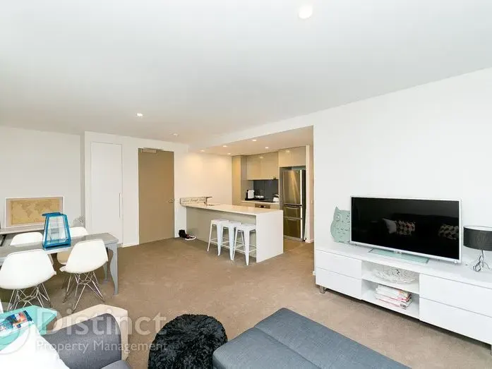 104/50 Eastlake Parade, Kingston, photo 7