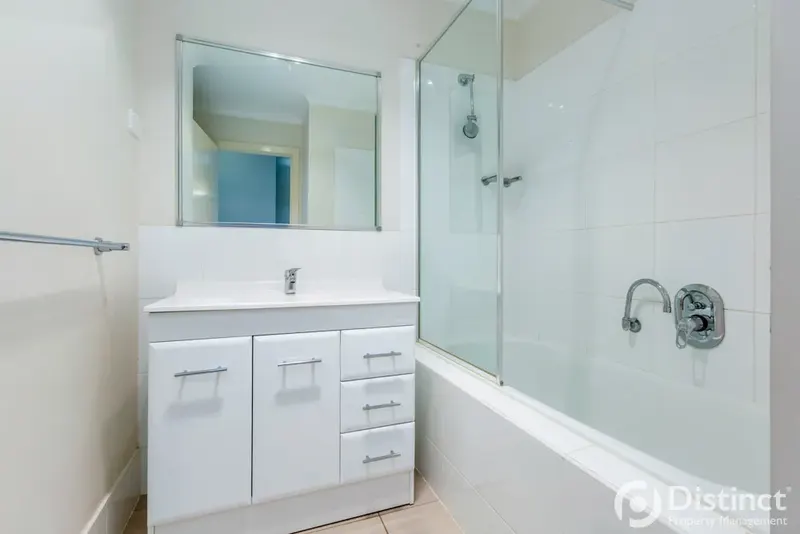 9/70 Kings Canyon Street, Harrison, photo 8