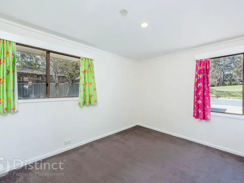 9 Sadleir Place, Charnwood, photo 6