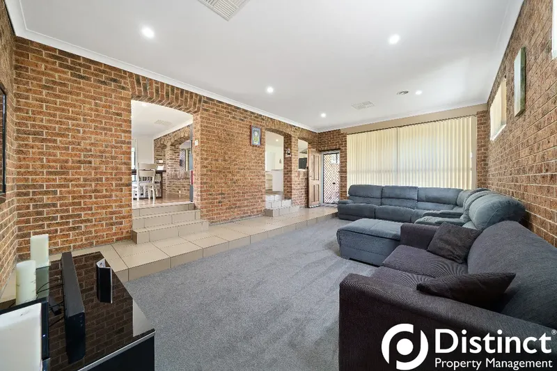 56 Vanzetti Crescent, Kambah, photo 12