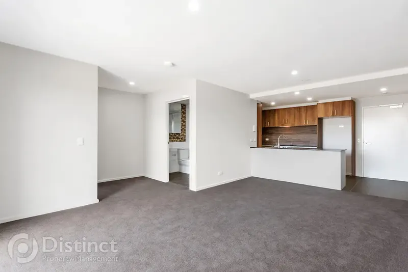 137/35 Oakden Street, Greenway, photo 4