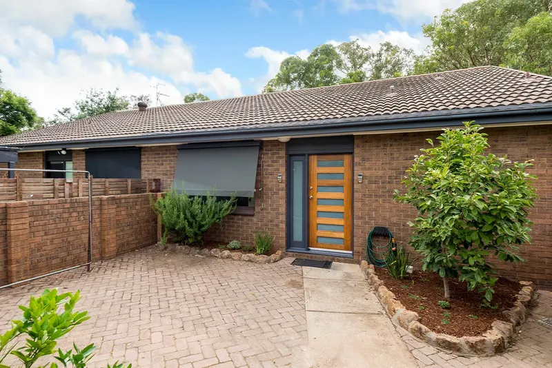 8/8 Walhallow Street, Hawker