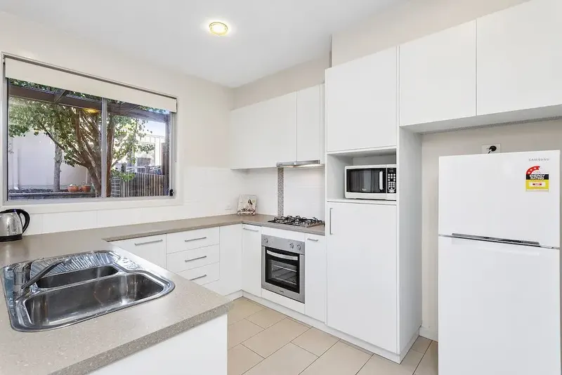 10 Dobikin Street, Crace, photo 5