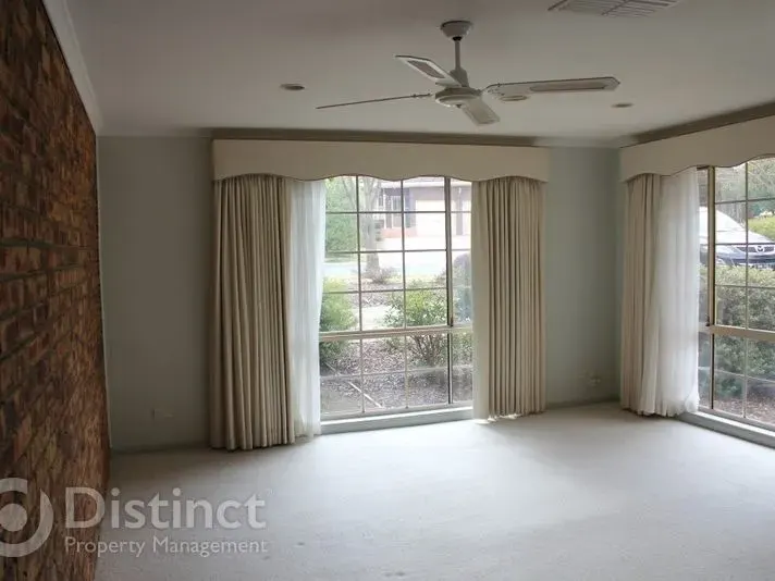 1/2 Koorong Place, Queanbeyan West, photo 3