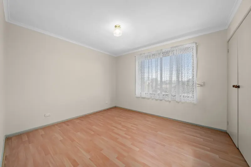 33 Baskerville Street, Chisholm, photo 8