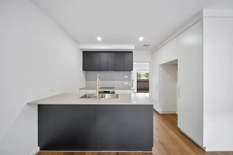 8 Candish Street, Googong, photo 6