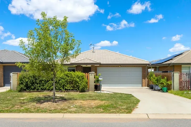 7 Gubbity Street, Ngunnawal, photo 1