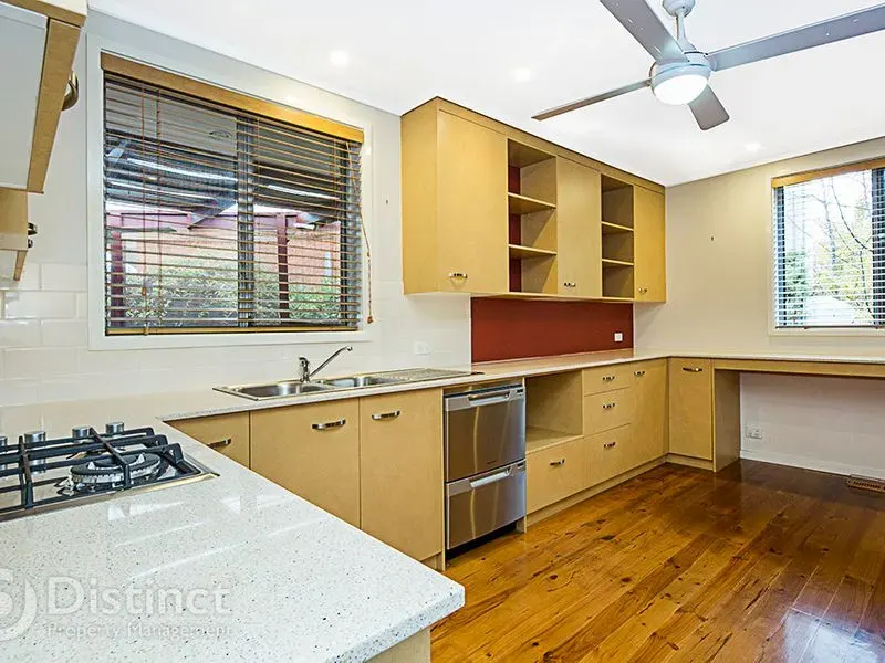 68 Nemarang Crescent, Waramanga, photo 2