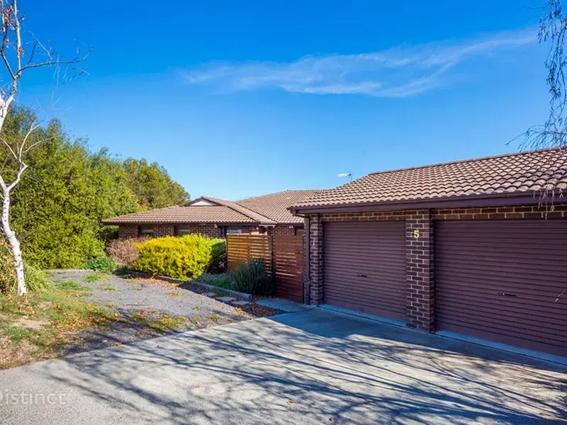 5 Byles Place, Chisholm