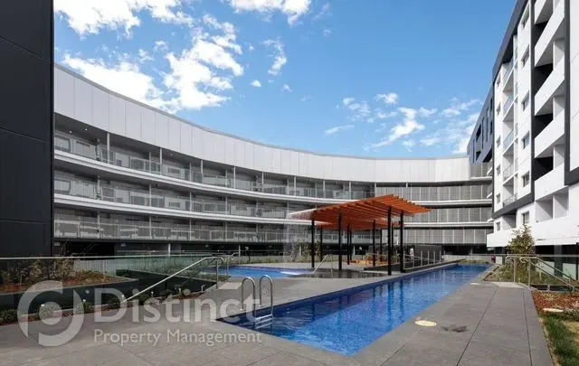 137/35 Oakden Street, Greenway, photo 12