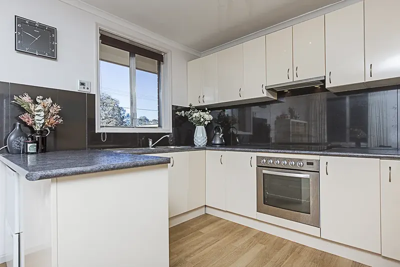 16 Mcmaster Street, Scullin, photo 4