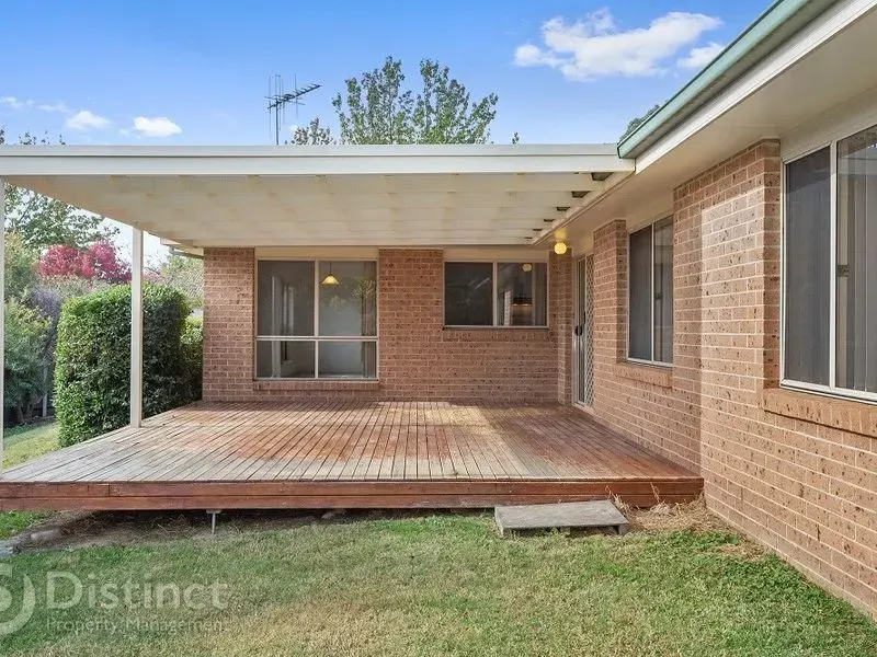 6 Tuross Close, Amaroo, photo 14
