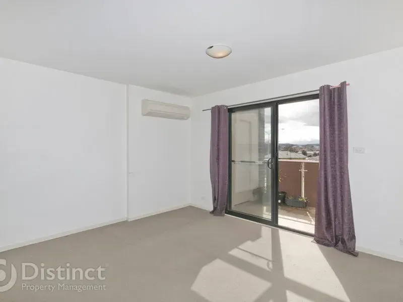 57/6 Gungahlin Place, Gungahlin, photo 3