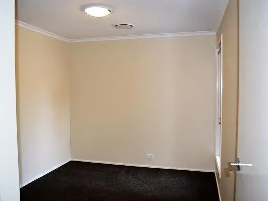 25 Frater Crescent, Lyneham, photo 6