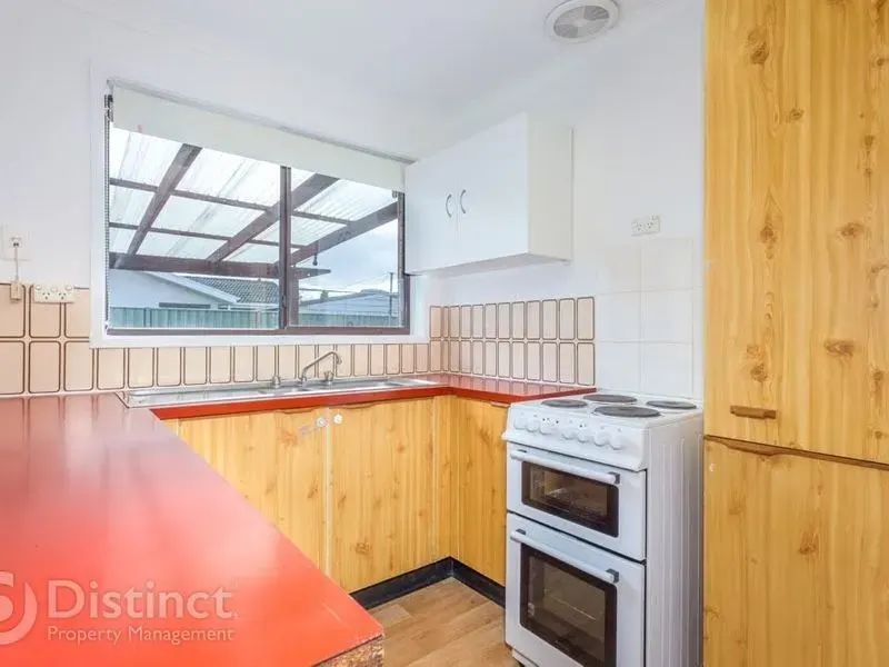 28 Rohan Street, Richardson, photo 2