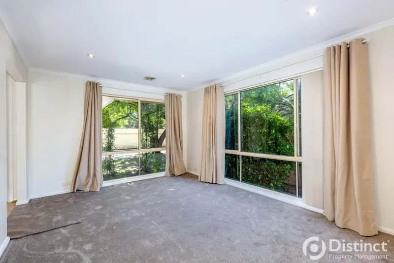 15 Piguenit Close, Lyneham, photo 6