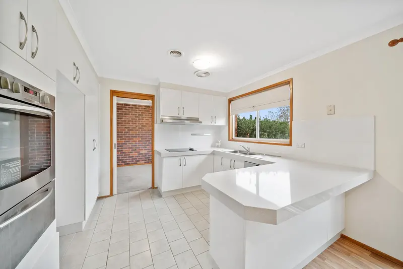 102 Louisa Lawson Crescent, Gilmore, photo 9