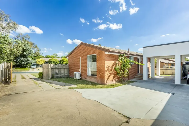 41 Spica Street, Giralang, photo 8