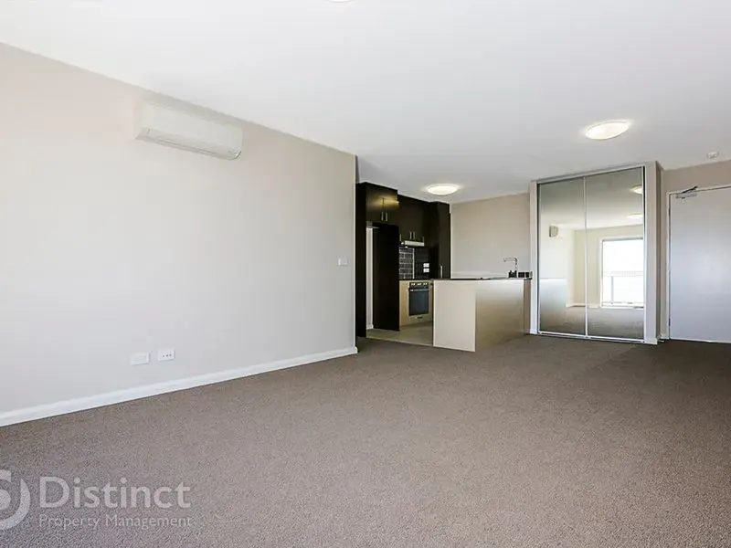 17/3 Clare Burton Crescent, Franklin, photo 3