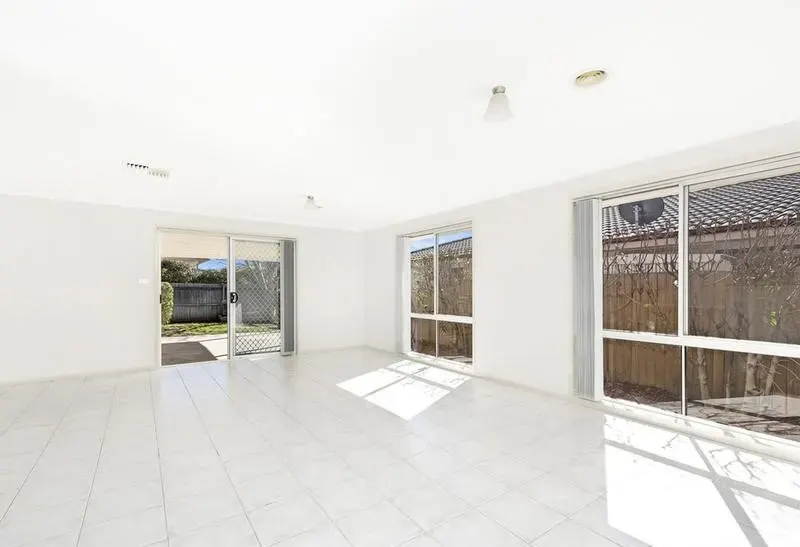 20 Petersilka Street, Gungahlin, photo 4