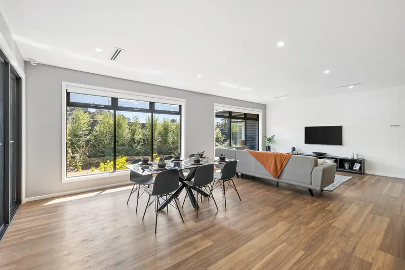 35 Courtney Street, Googong, photo 5